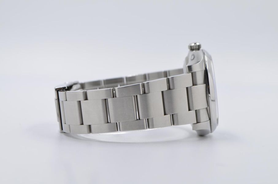 Rolex Oyster Perpetual 114200